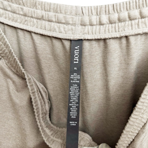 Vuori Boyfriend Sweatpants Jogger Pants Oyster - Picture 5 of 6